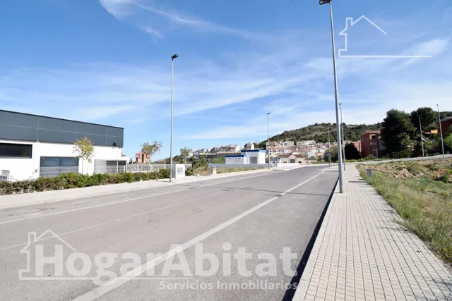 EXCELENTE TERRENO URBANO EN LA VALL D'UIXO — 48