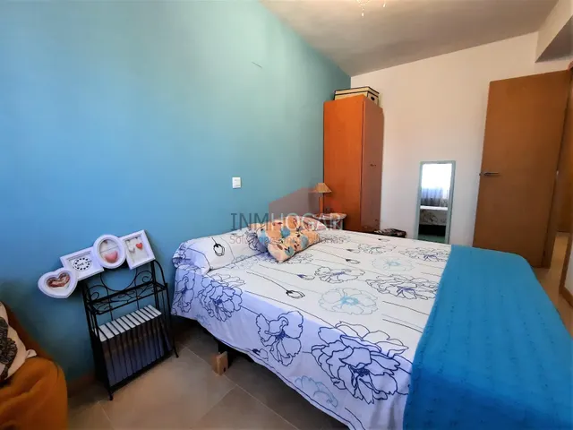 PISO EN VENTA EN NAVALUEGA, EN EL CENTRO DEL  PUEBLO — 29