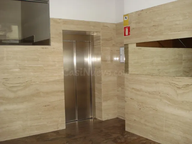 Piso con Balcón Burlada. - foto 2