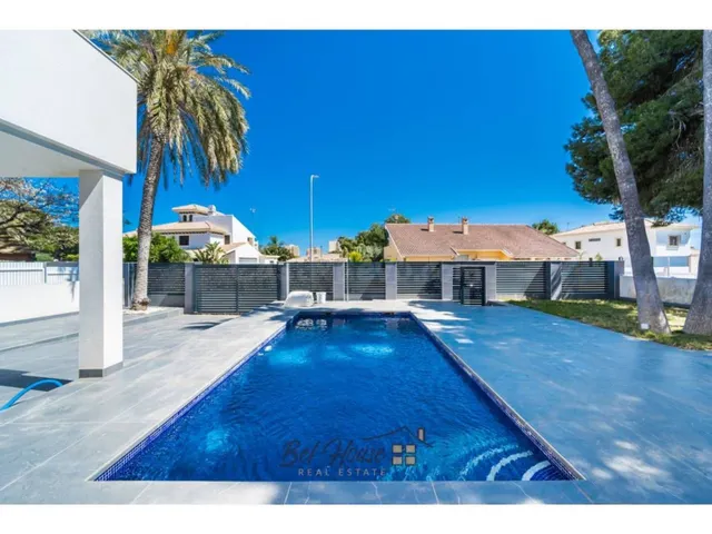 Chalet 4 habitaciones 233m² en venta - Altos de Campoamor - foto 5