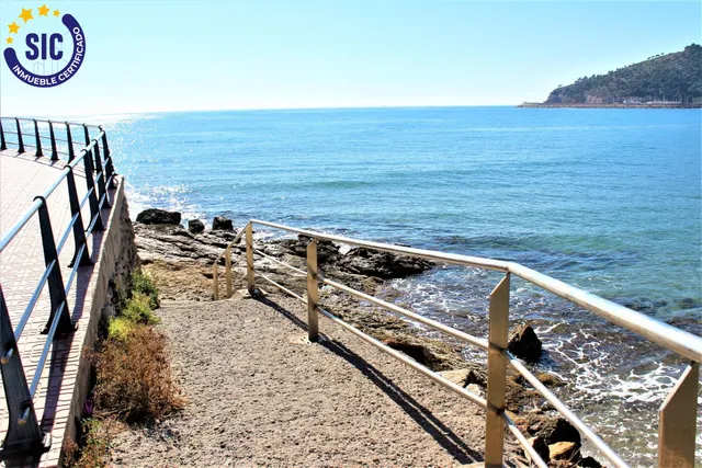 Magnifico apartamento de tres habitaciones junto al mar con piscina, garaje y trastero, zona playa de la Concha — 34