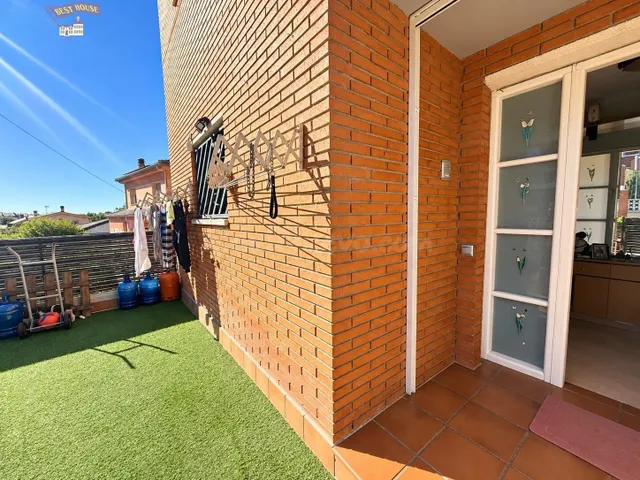 CHALET PAREADO EN VENTA EN PEDRA SANTA, SENTMENAT, CON TERRA - foto 3