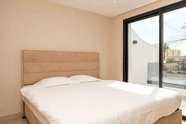 Chalet 7 habitaciones 240m² en venta - Centro — 38