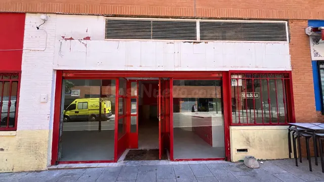 Local comercial en zona estación-centro de Tres Cantos