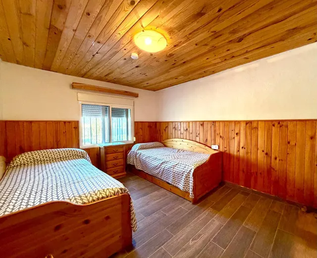 Finca en Mollina con casa, piscina, pista de tenis y 7.000 m2 de olivar. — 18