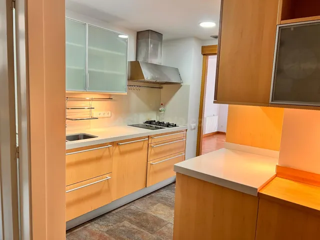 Piso de grandes dimensiones en la Riera de Mataró - foto 2