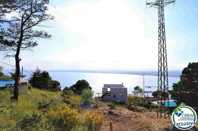 Terreno urbano de 1150m2 con vistas al mar - foto 3