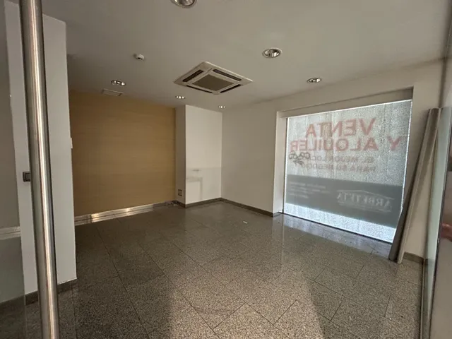 Exclusivo local en el Paseo Doctor Fernández Iparraguirre — 7