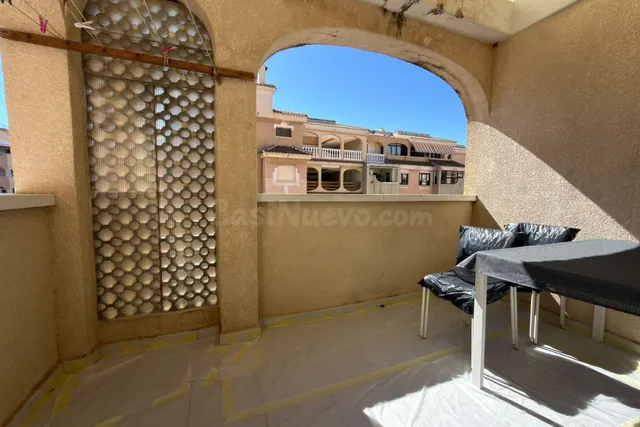 MAGNIFICA VIVIENDA CON PISCINA COMUNITARIA Y GARAJE INCLUIDO EN EL PRECIO — 3