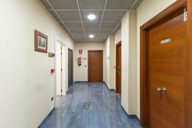 OFICINAS EN PUERTO  DE SAGUNTO — 24