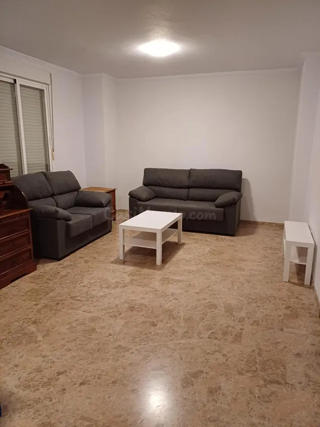 Oportunidad de Alquiler para Estudiantes en El Puntal — 4