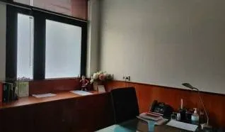 LOCAL / OFICINA | Girona centro, un espacio para trabajar con autonomía — 8