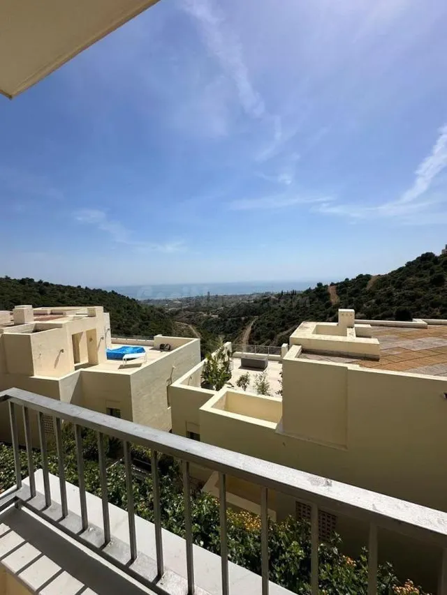 Deslumbrante Apartamento en Alto de los Monteros, Marbella — 5