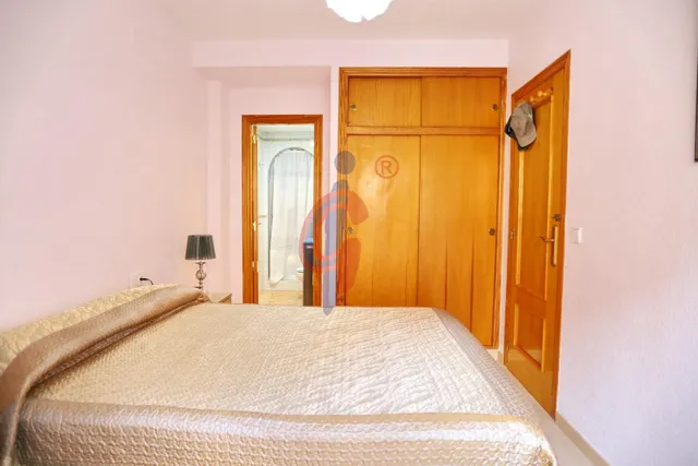 Piso de 3 dormitorios en venta en Guardamar del Segura, zona Mercadona, en esquina, con una gran terraza y vistas laterales al mar — 11