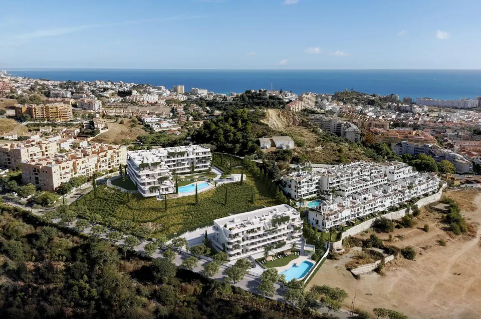 UN COMPLEJO RESIDENCIAL DE ENSUEÑO EN FUENGIROLA PARA DISFRUTAR DE PRIVILEGIADOS ATARDECERES !!!.