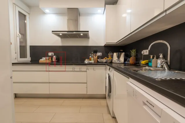 PISO PARA ENTRAR A VIVIR EN EL BARRIO DE TRAFALGAR — 7