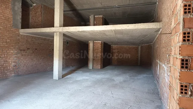 Local Comercial junto a Renfe - foto 4