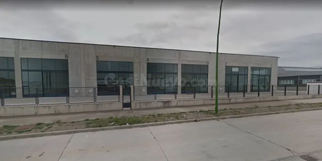 NAVES COMERCIALES CON ESCAPARATE