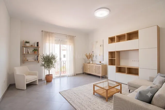 Dúplex exclusivo con terraza de 70 m2 en el centro de Tomare - foto 4