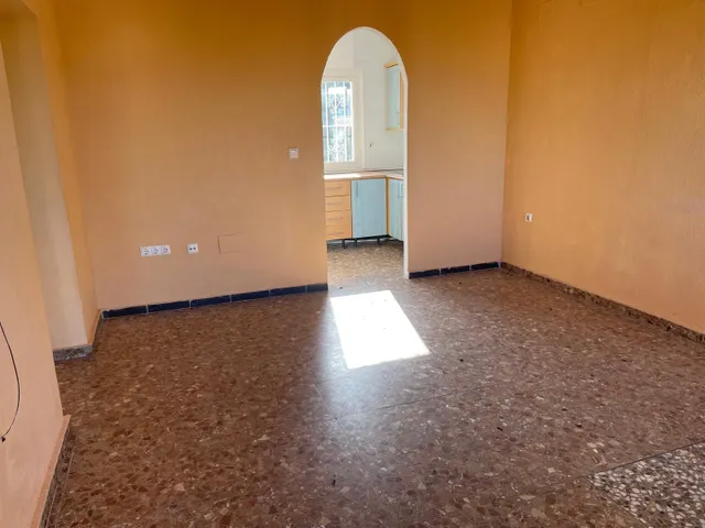 Casa con parcela en Los Balcones, Torrevieja. 5 dormitorios, 2 baños — 35
