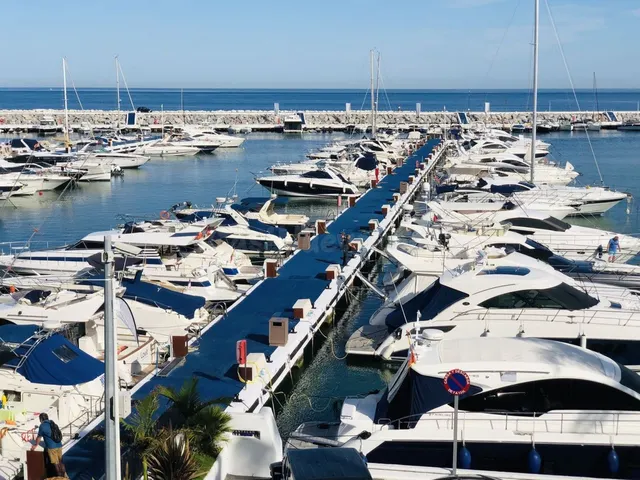 Parking 36m² en venta - Marbella — 3
