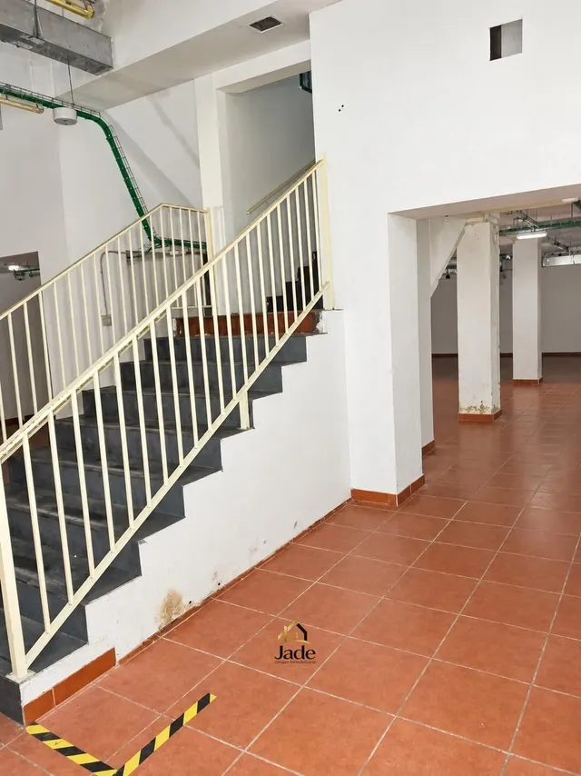 Local comercial 496m² en alquiler - Centro — 7