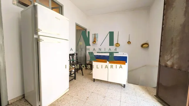 Casa en casco antiguo ideal para apartamento turístico - foto 5