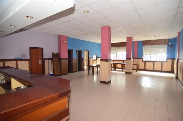 Local comercial en venta — 7