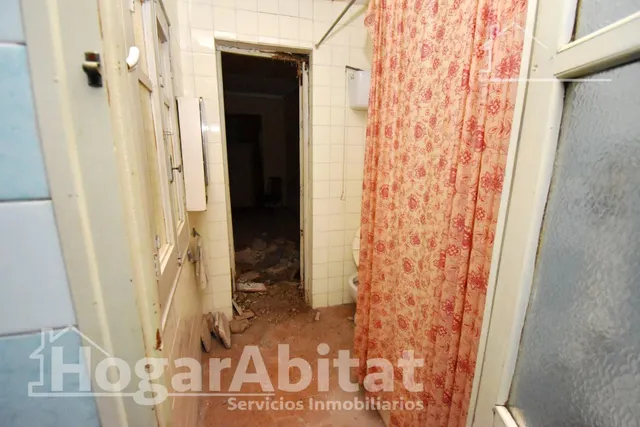 AMPLIA CASA CON 2 TERRAZAS CERCA DEL CENTRO — 43