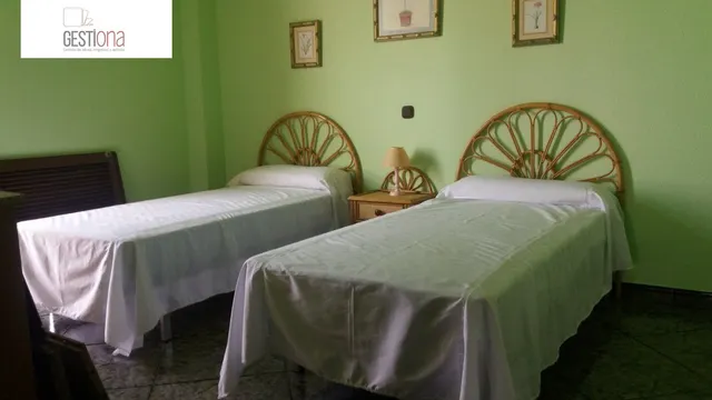 EXCLUSIVIDAD Y TRANQUILIDAD A UN PASO DE LA PLAYA.ARNUERO — 31