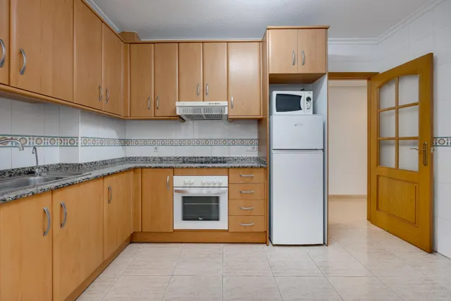 Venta de amplio apartamento seminuevo Ed.Torreaguas Torrevieja — 27