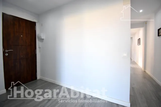 SEMIREFORMADO CON TERRAZA EN COREA DE GANDIA — 28