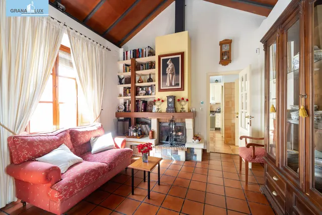 GRAN CASA EN ALBAICÍN BAJO. — 34