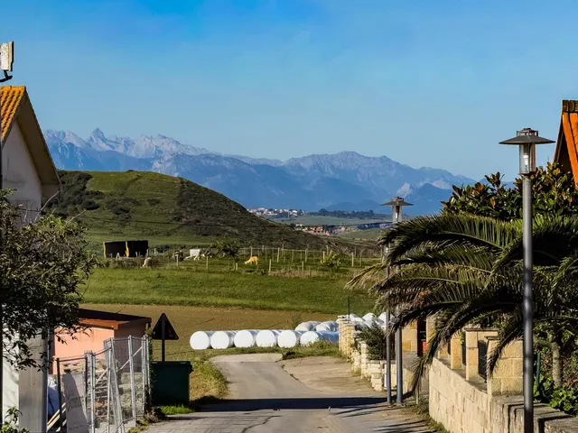 ¡UNA CASA, UN PAISAJE, EL MAR, UNA NUEVA VIDA EN UBIARCO! (no olvides ver el vídeo) — 28