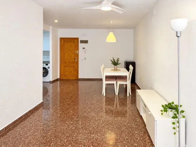 Piso de 2 habitaciones en alquiler en C/Juan Ramón Jiménez — 13