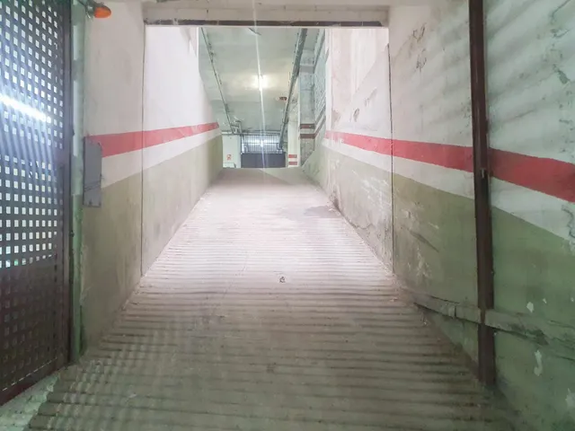 PARKING PARA COCHE + TRASTERO EN PARC I LA LLACUNA - BARCELONA — 15