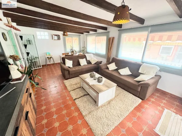 Villa con piscina-1285LM — 32