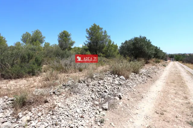 PARCELA AGRARIA CERCANA A LA POBLA DE VALLBONA-CASABLANCA - foto 2