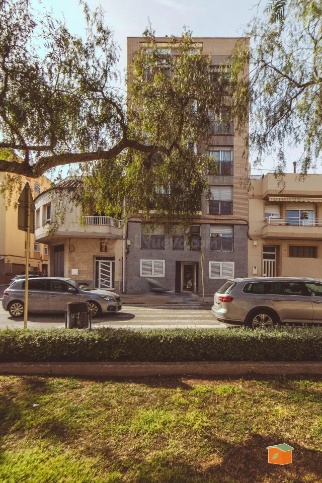 PISO DÚPLEX CON PATIO EN VENTA EN LA RÁPITA (TARRAGONA) - foto 2