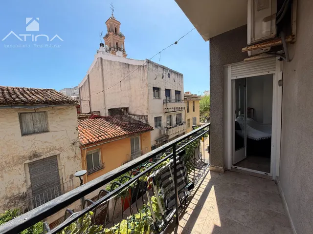 Piso situado en el centro de Gandia junto al Paseo y Plaza P - foto 5