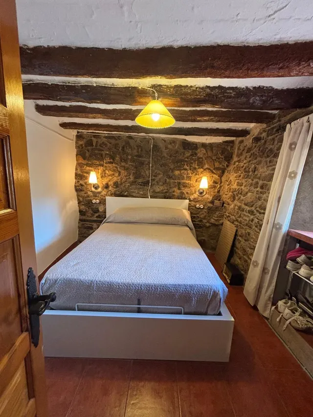Encantadora casa reformada en Alfara de Carles — 8