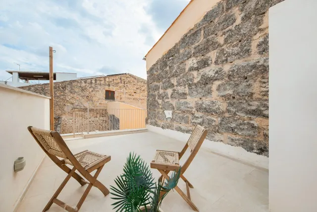CASA RÚSTICA TOTALMENTE REFORMADA EN EL CENTRO URBANO DE SA POBLA — 26
