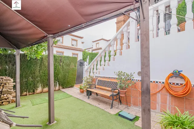 ¡AMPLIA CASA DE 4 DORMITORIOS, 3 BAÑOS Y CALEFACCIÓN CENTRAL - foto 5