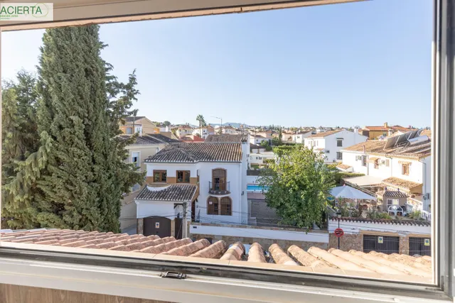 Casa adosada con terraza, vistas a Granada y Sierra Nevada, garaje y sótano — 30