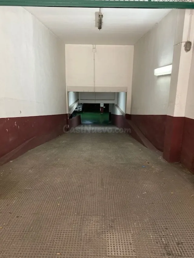 Alquiler de plaza de garaje en Santa Eulalia, calle Simón García — 5