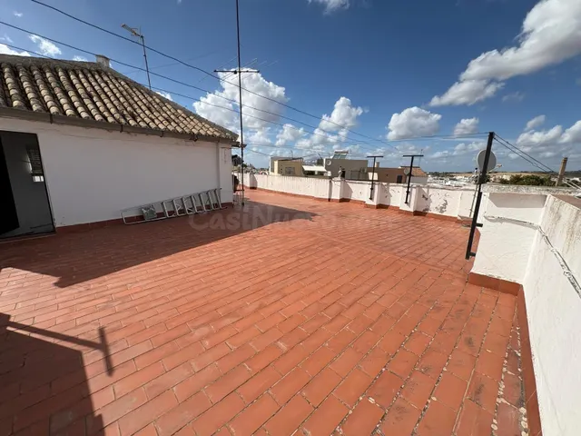 Oportunidad Única: Local Comercial con Vivienda en Planta Primera! — 34