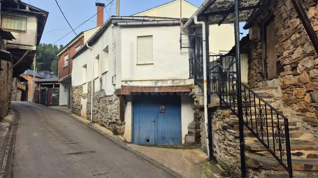 SE VENDE CASA CON ENCANTO RUSTICO Y CALIDEZ EN EL CORAZON DE - foto 3