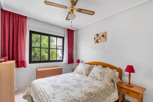 Apartamento de 2 dormitorios 1 baño en punta prima ( orihuela costa ) — 14