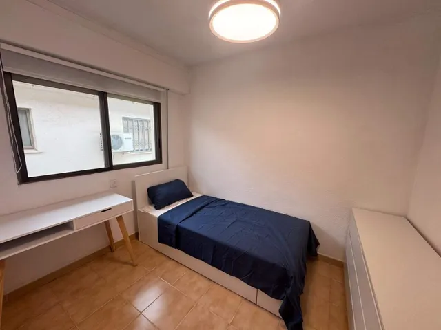 Chalet Reformado con Jardín Privado en San Juan Playa - Alicante — 10