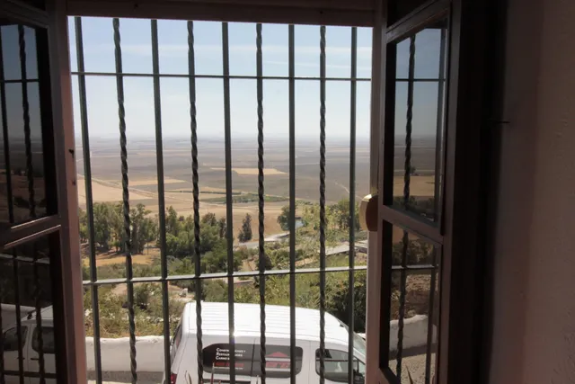 CASA EN ALQUILER EN CARMONA — 24